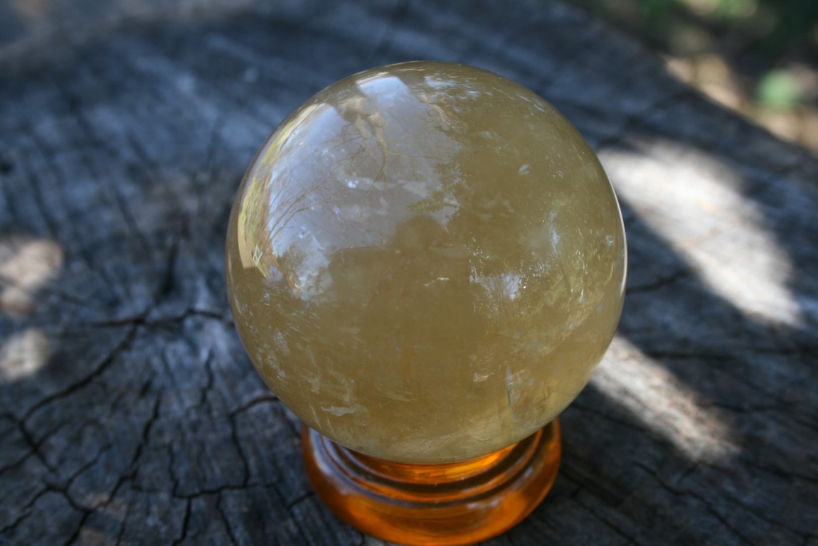 Honey Calcite Sphere intellectual power, confidence, persistence, clarity of insight and action  4886